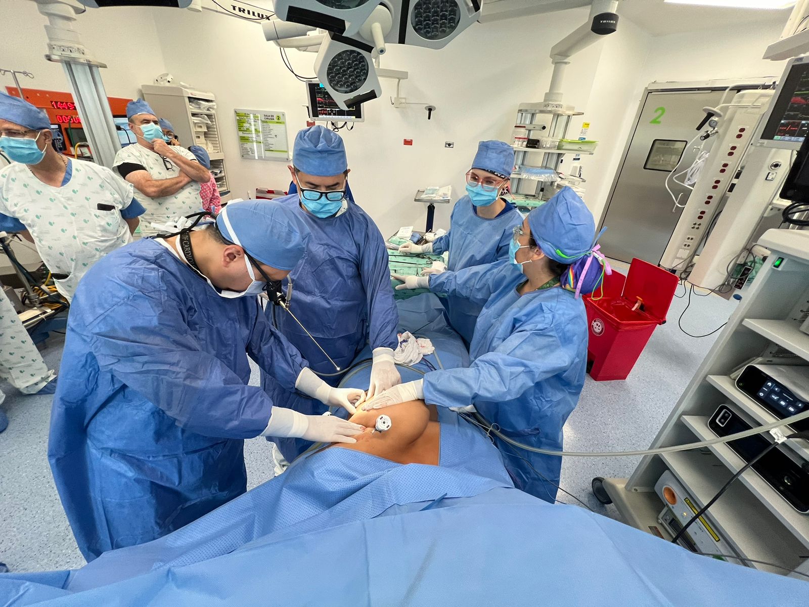 Videotoracoscopia_Dr.Bucheli_Dr.Gil_Clínica_Imbanaco (2)